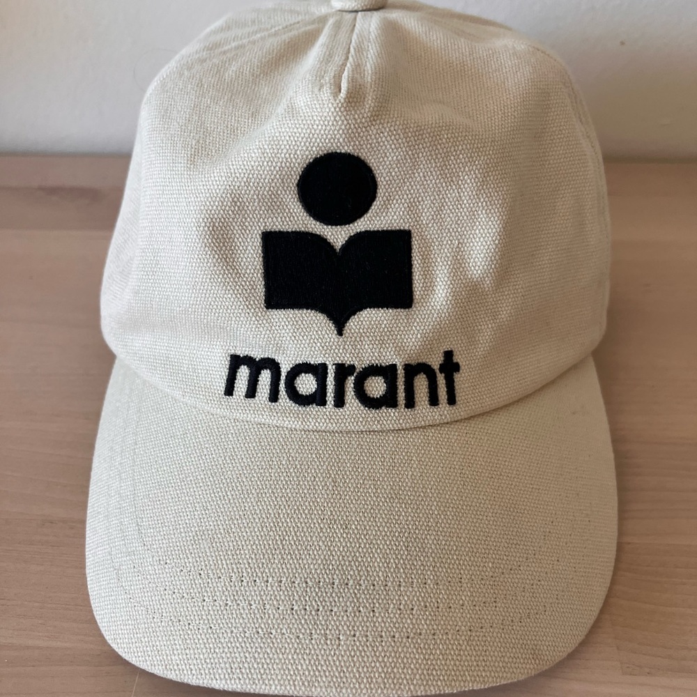 Isabel Marant Tyrony cap in Ecru/Black